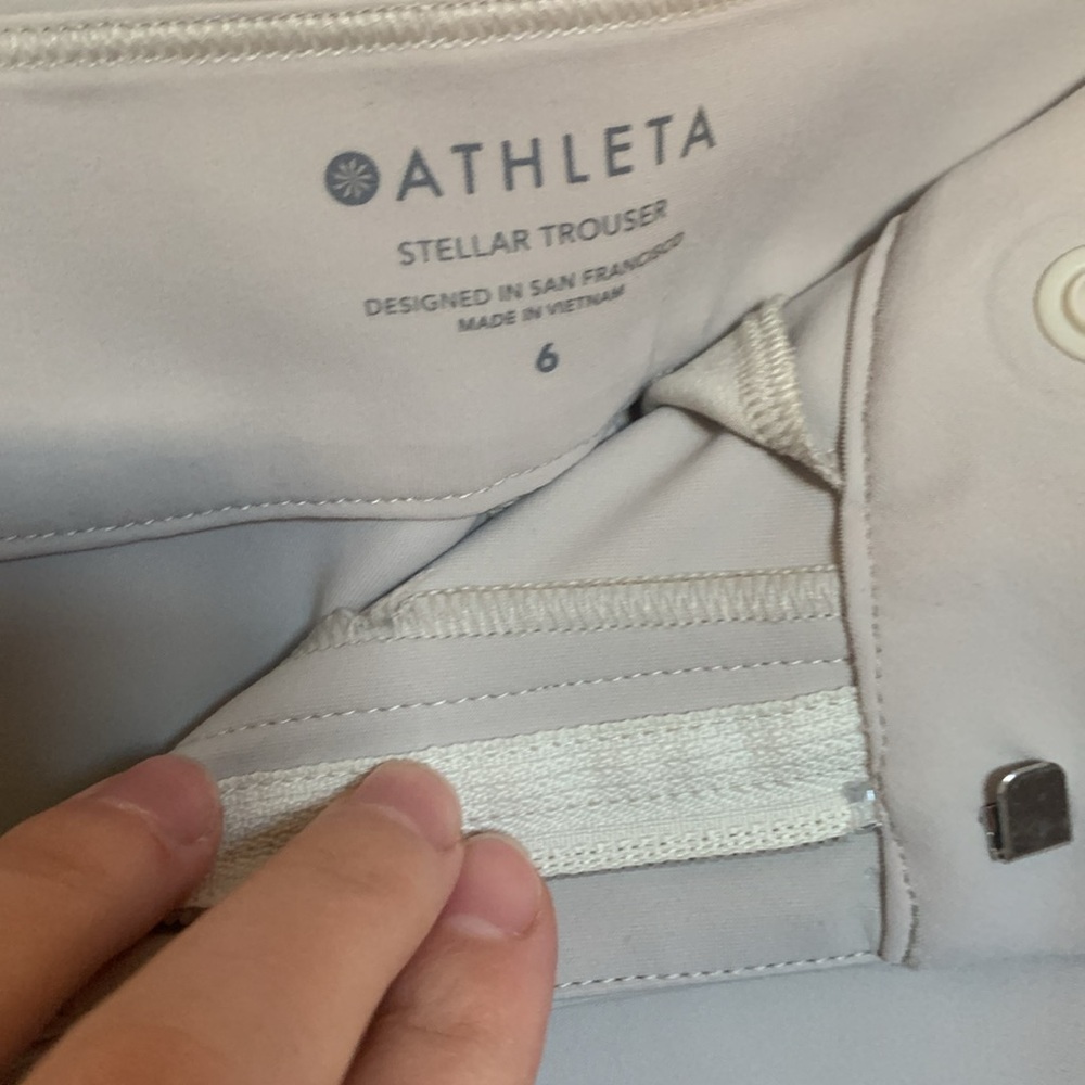 Athleta Stella Trouser, super comfortable work pants that feel like leggings. - Picture 4 of 4